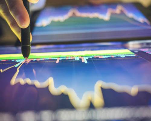 abstract tech image representing the shift from gut‑based decisions to real‑time intelligence in modern logistics and supply chain operations.