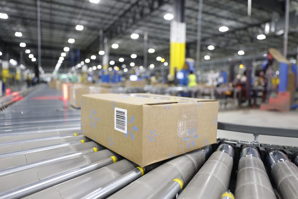 Walmart distribution center optimized with KNAPP automation in the United States, showcasing advanced logistics technology and high‑performance fulfillment operations.