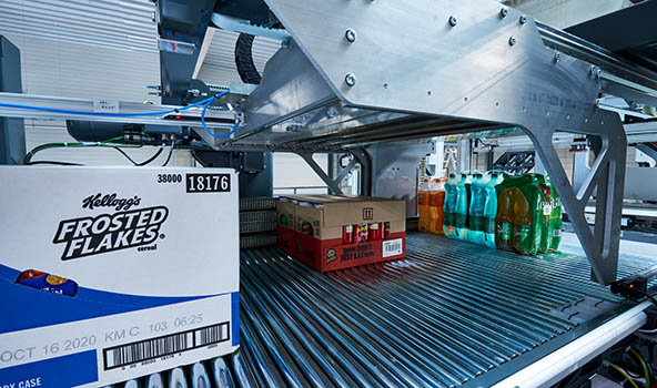 Image illustrating simplified sequencing of material flows within an automated warehouse, showing how coordinated routing, buffering, and order sequencing improve process efficiency, reduce congestion, and support smooth, high‑throughput fulfillment operations.