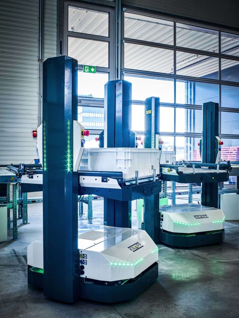Shuttle system efficiently moving goods in and out of high‑density storage to increase back‑of‑store capacity, boost ecommerce performance, and deliver the flexible automation retailers have long been wishing for.