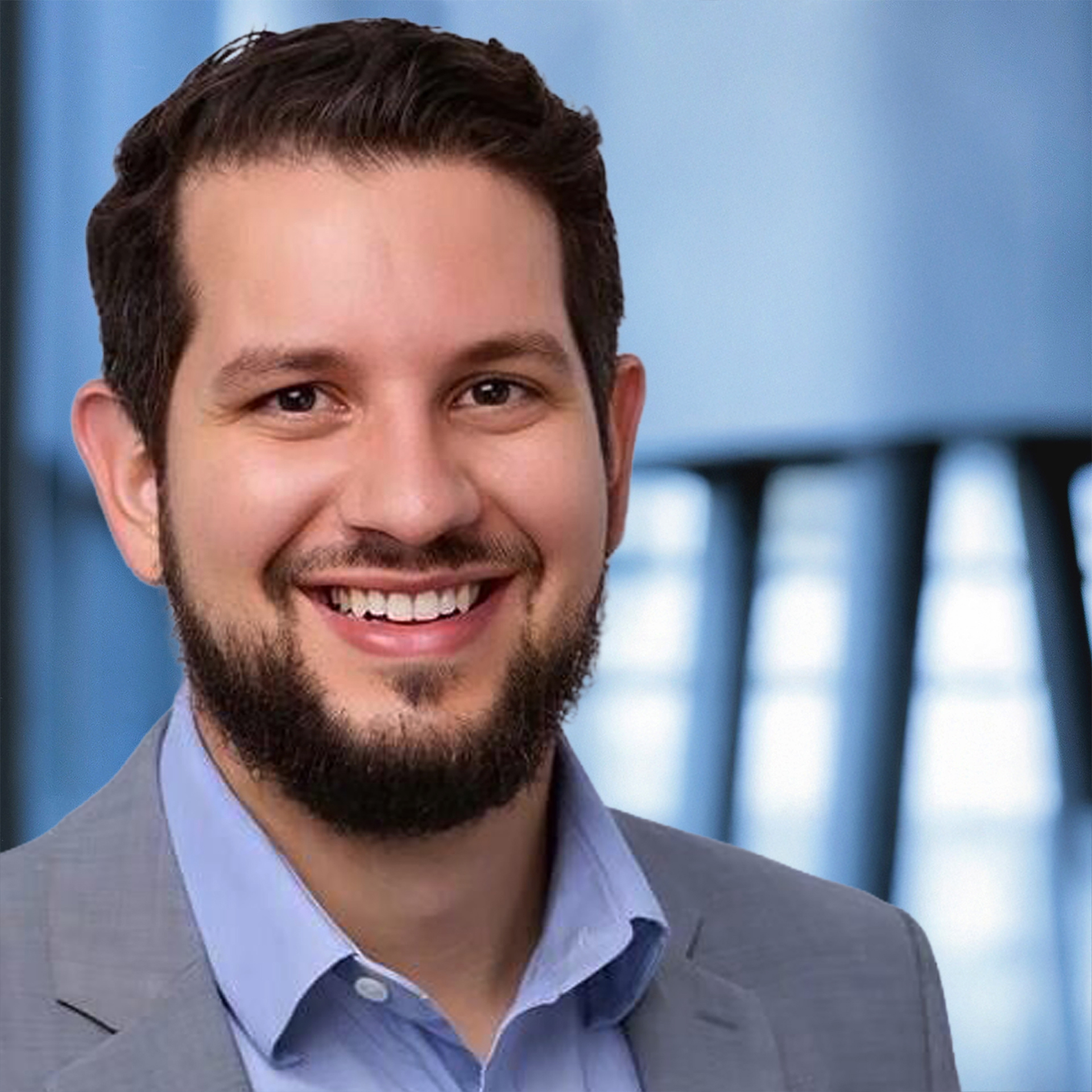 Guido Saccaggi, Sales Consultant for KNAPP’s Retail Division, professional headshot showcasing expertise in retail fulfillment and automation solutions.