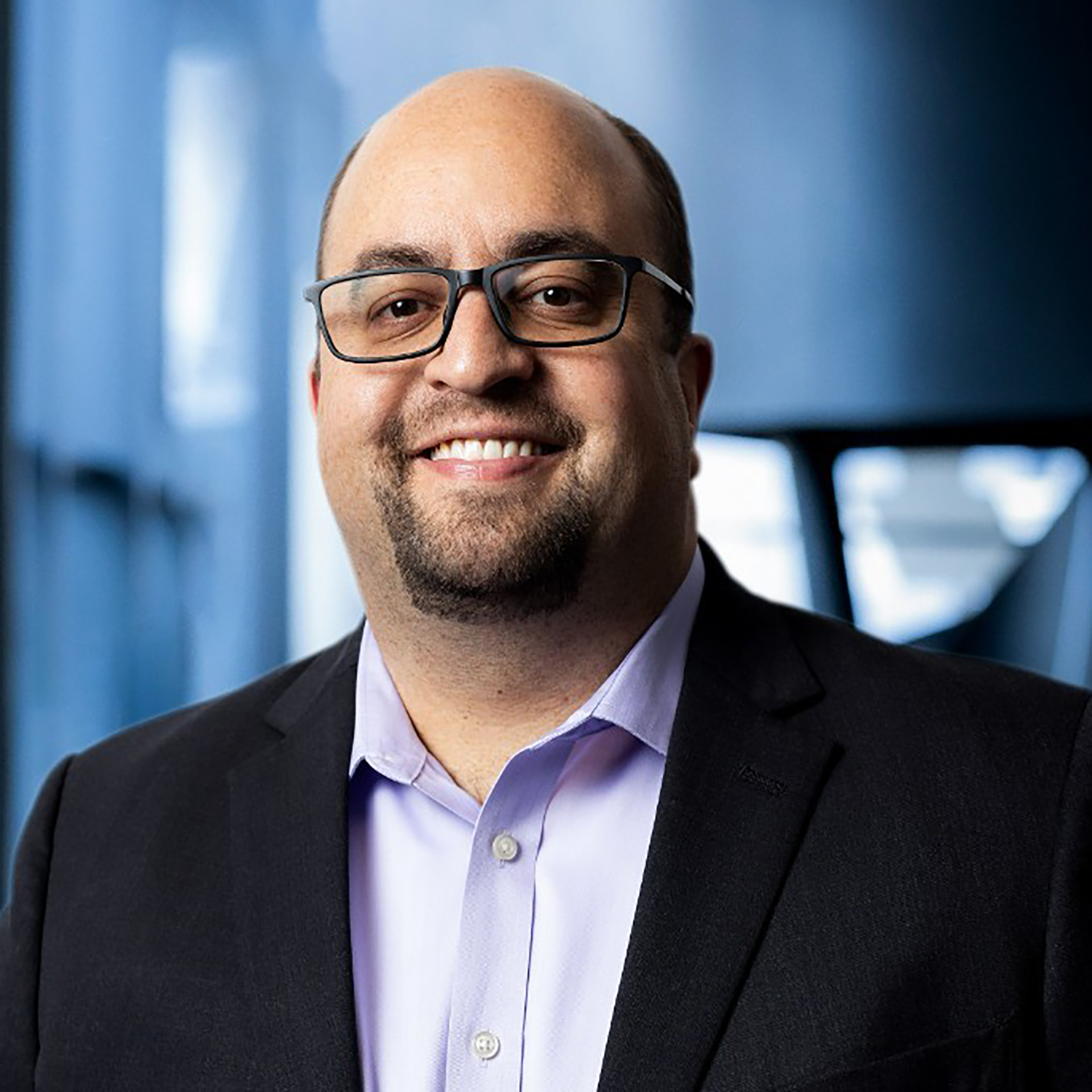 JR White, Director of Sales for KNAPP’s Fashion Division, professional headshot highlighting leadership in automated fashion distribution and supply chain solutions.