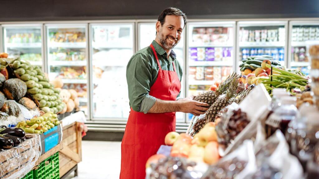 Automated store delivery Solutions for brick and mortar retail The secret behind full shelves.